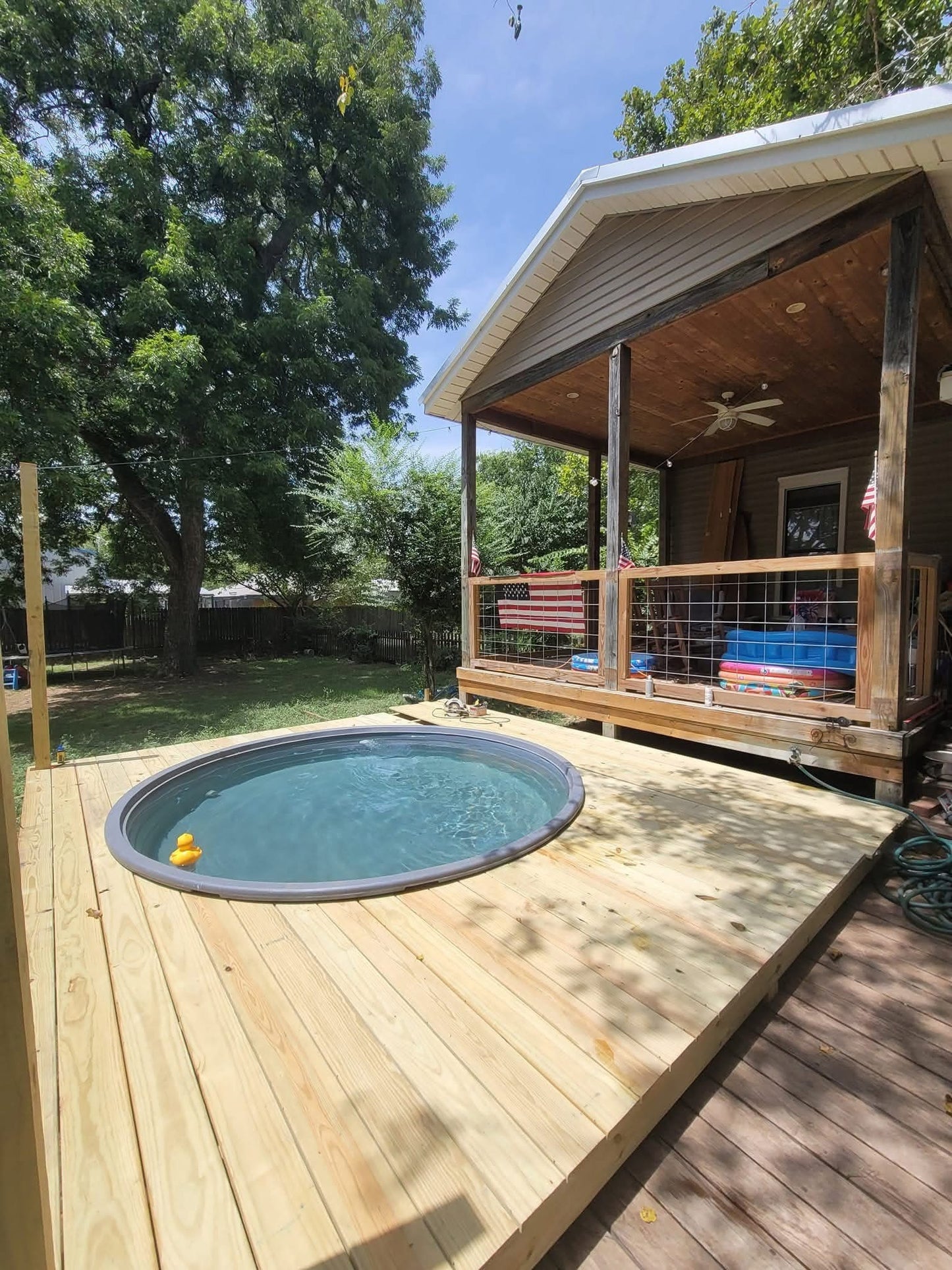 Stock tank pool Polyethylene gray 6'