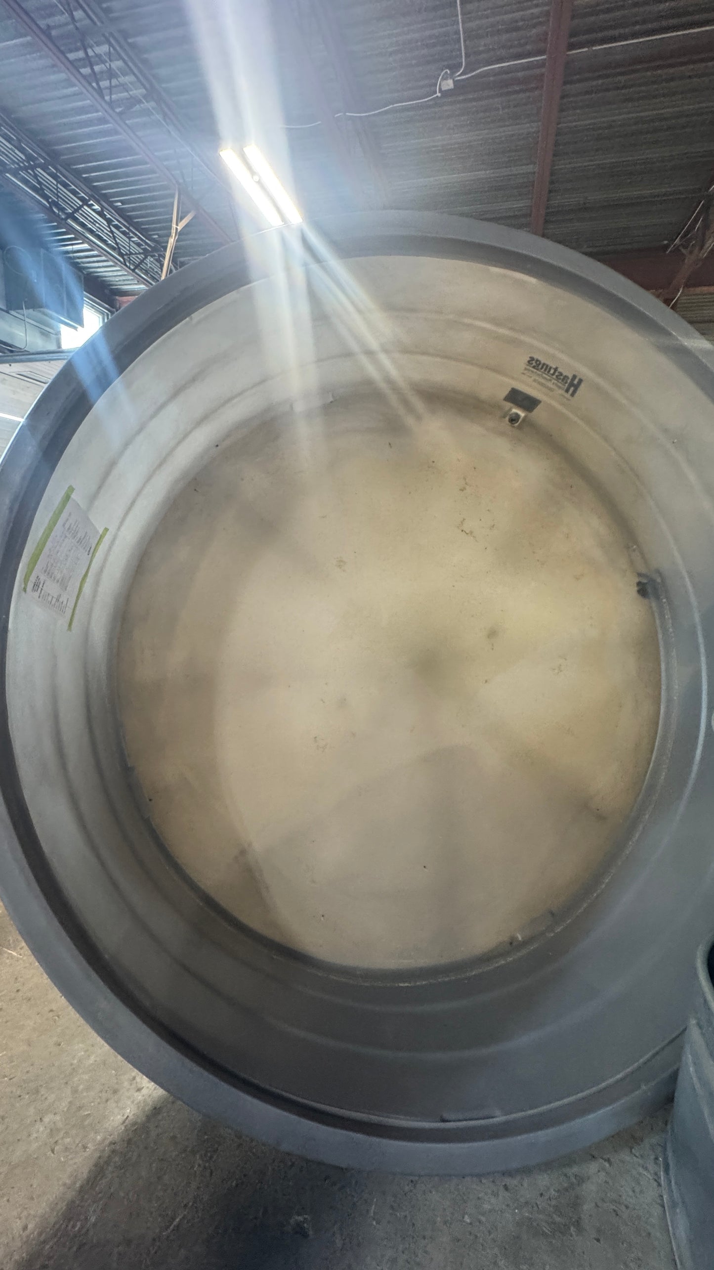 Stock Tank Pool 8’ – polyethylene / liquidation