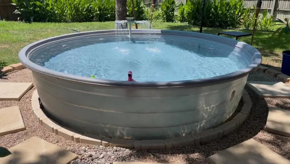 Stock tank pool Polyéthylène gris 8' ILOTank